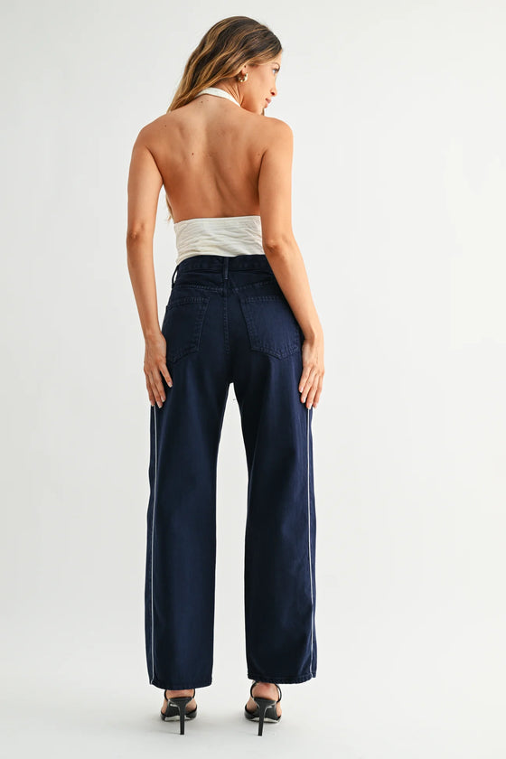 Barrel Jean Twist