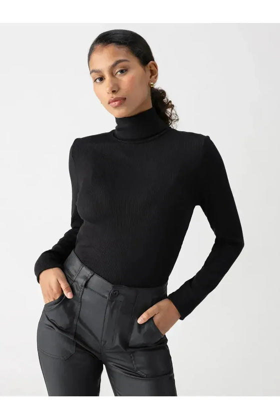 Essential Turtleneck