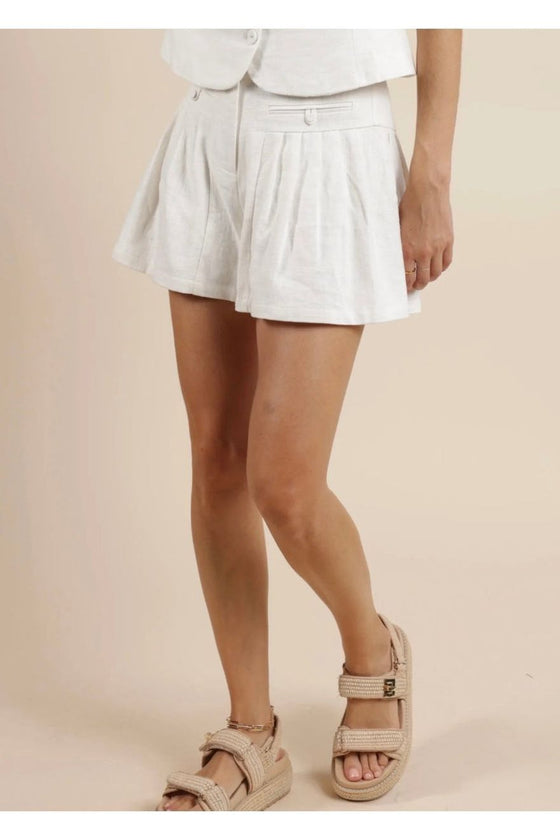 Linen Pleated Shorts