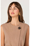DARRIEN VEST