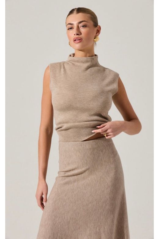 Deora Sweater