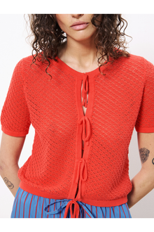  AELIS TOP