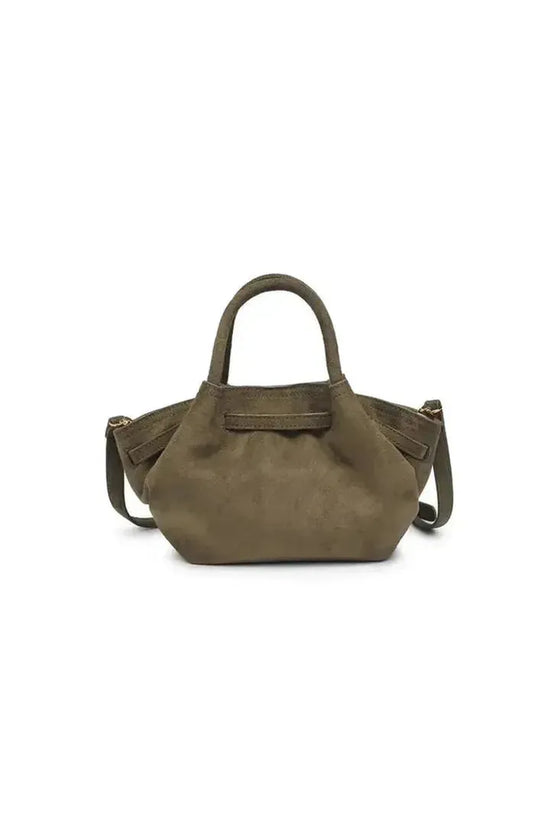 Selena Olive
