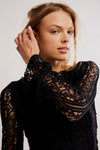 Tabby Lace Mini